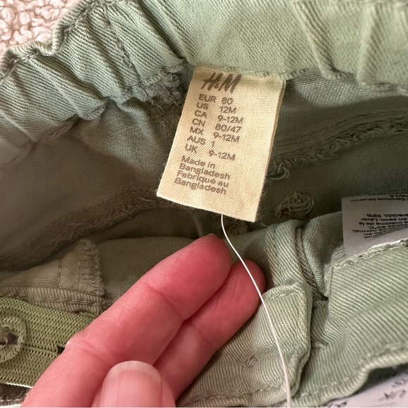 H&M Green Pants - Picture 7 of 7
